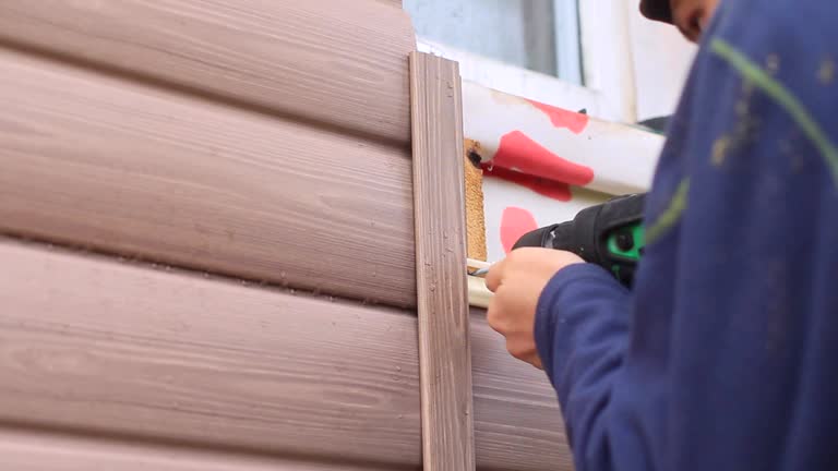 Best Siding Removal and Disposal  in Hydesville, CA